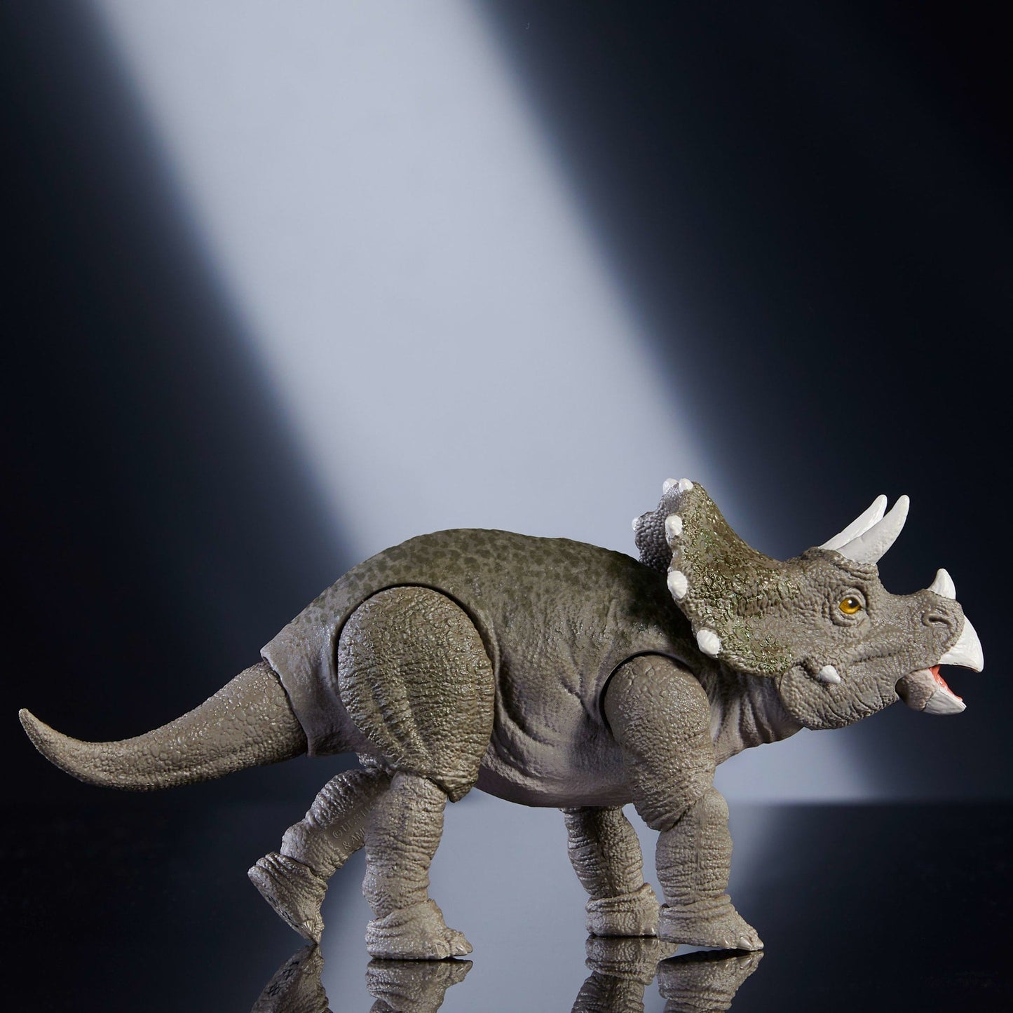 Jurassic World Dinossauro de Brinquedo Triceratops Juvenil