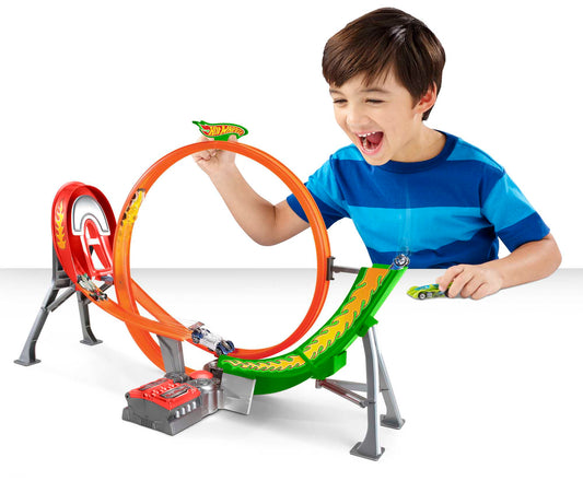 Hot Wheels® Coffre Piste de Course Motorisée