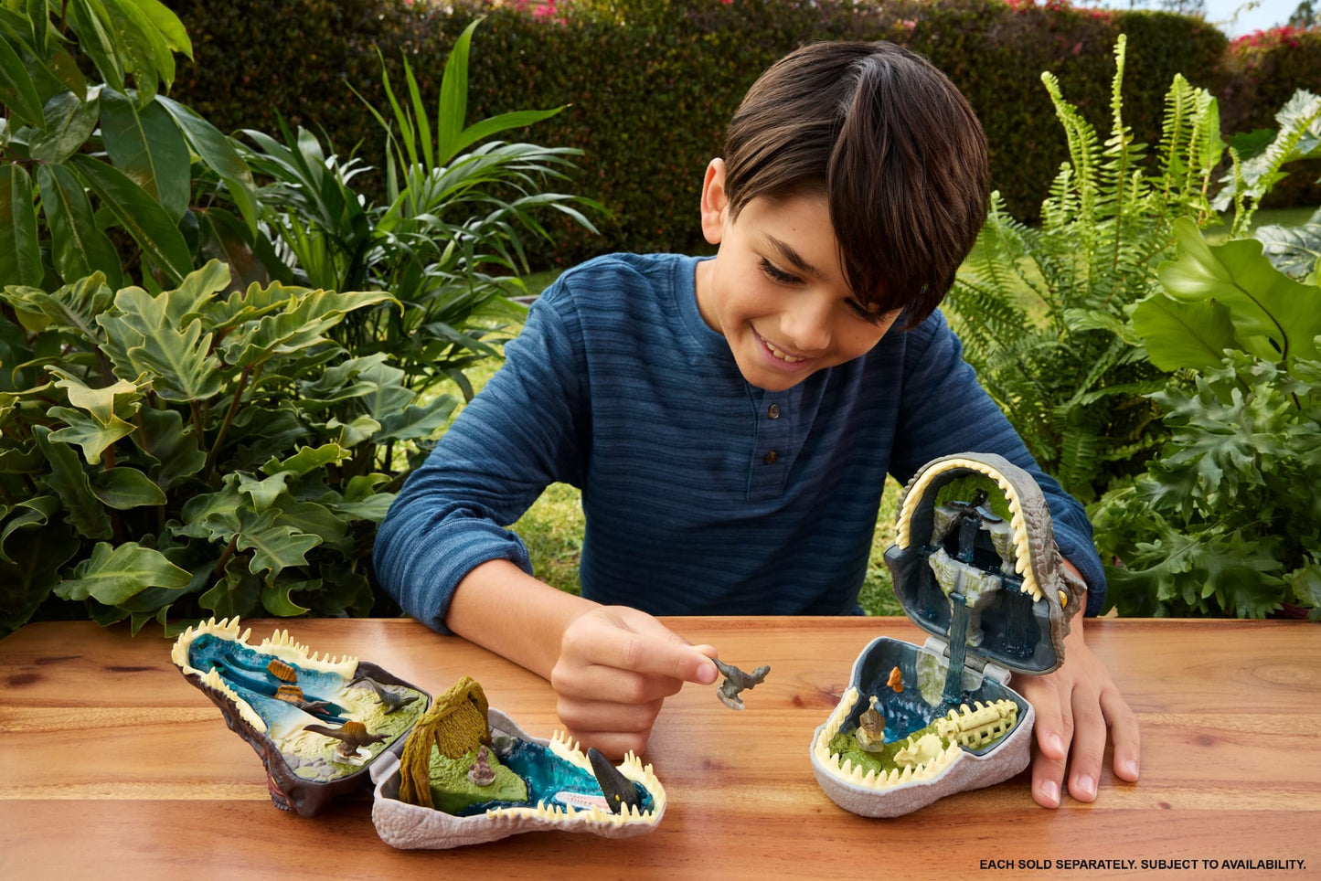 Jurassic World Rebirth Micro Adventure Playset Spinosaurus Head, Interactive Features & Figures