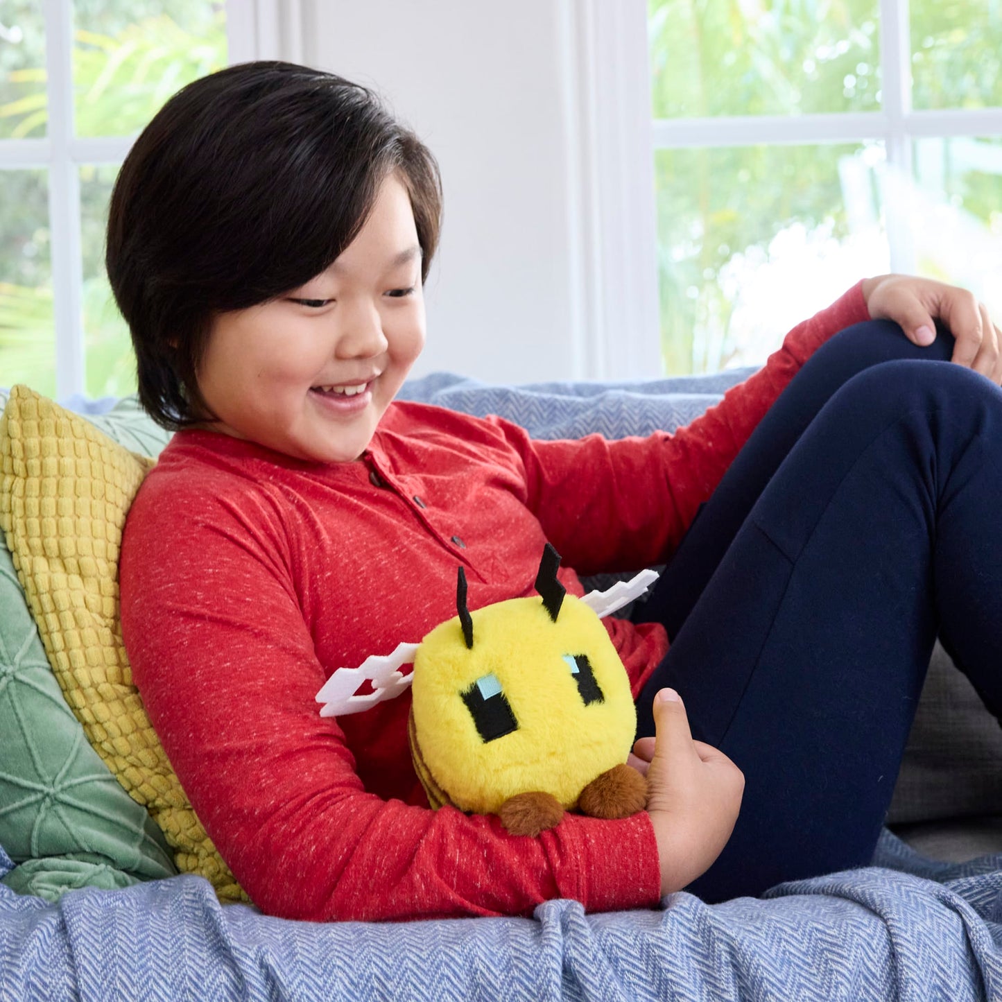 Minecraft Bee Plush Toy, 8-inch Collectible Soft Doll inspired By A Minecraft Movie