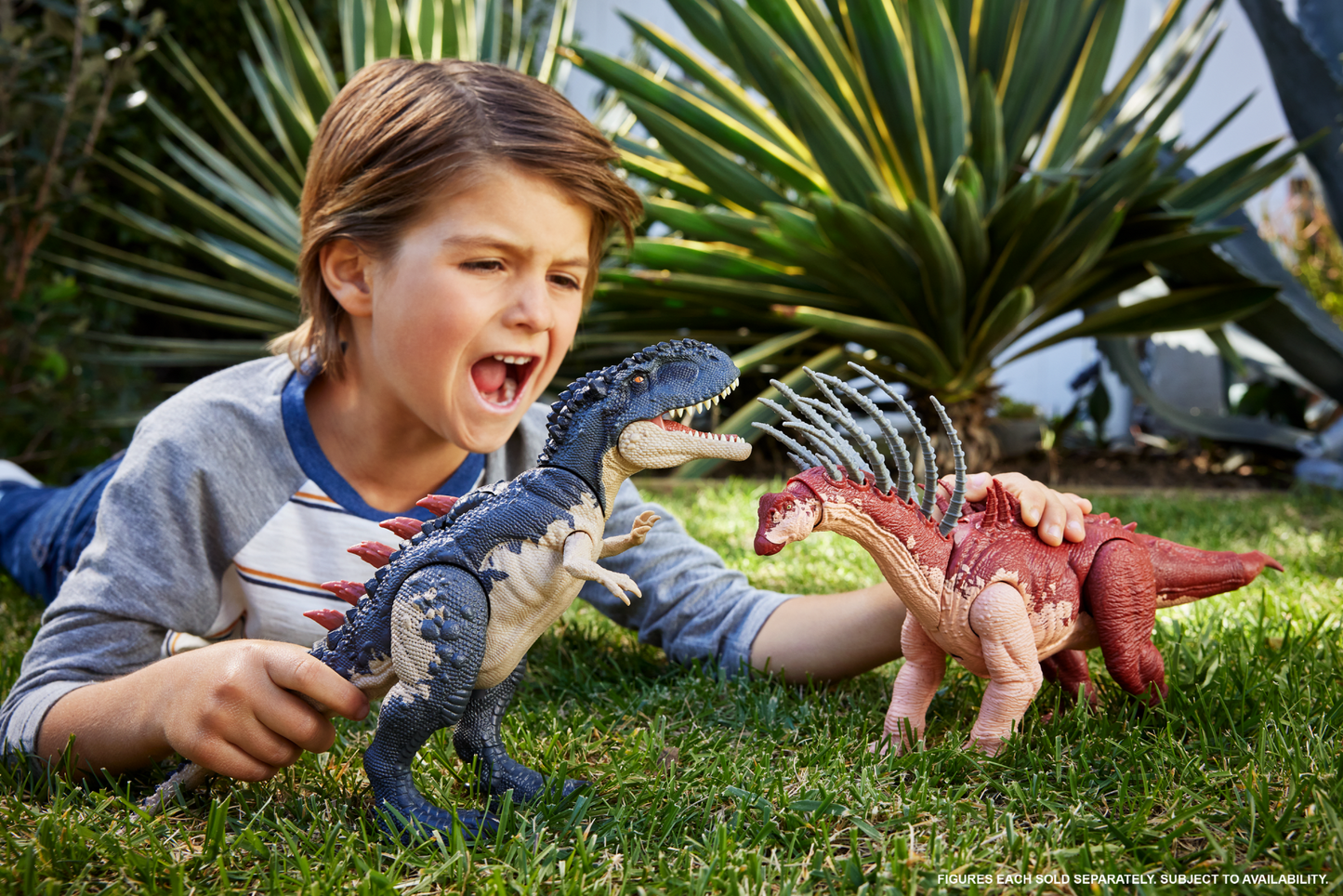 Jurassic World Gigantic Trackers Mapusaurus Dinosaur Action Figure Toy, Large Species
