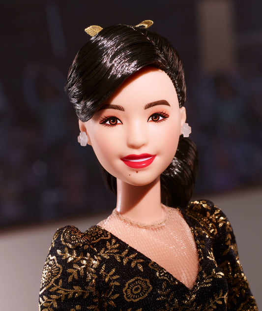 Barbie Inspiring Women Kristi Yamaguchi Collectible Doll in 1992 Winter Olympics Fashion