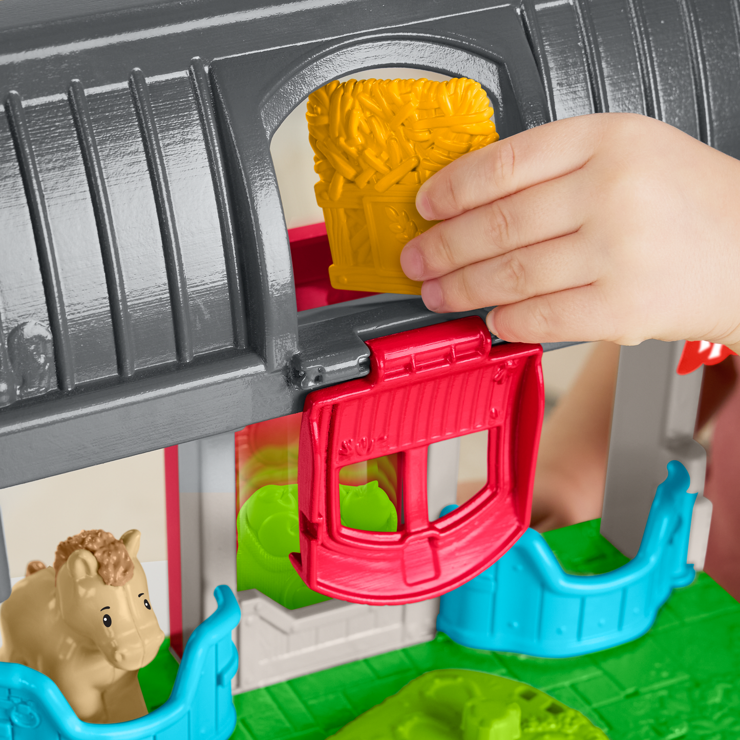 Fisher-Price-Little People-L’Écurie des Joyeux Chevaux Avec 6Éléments