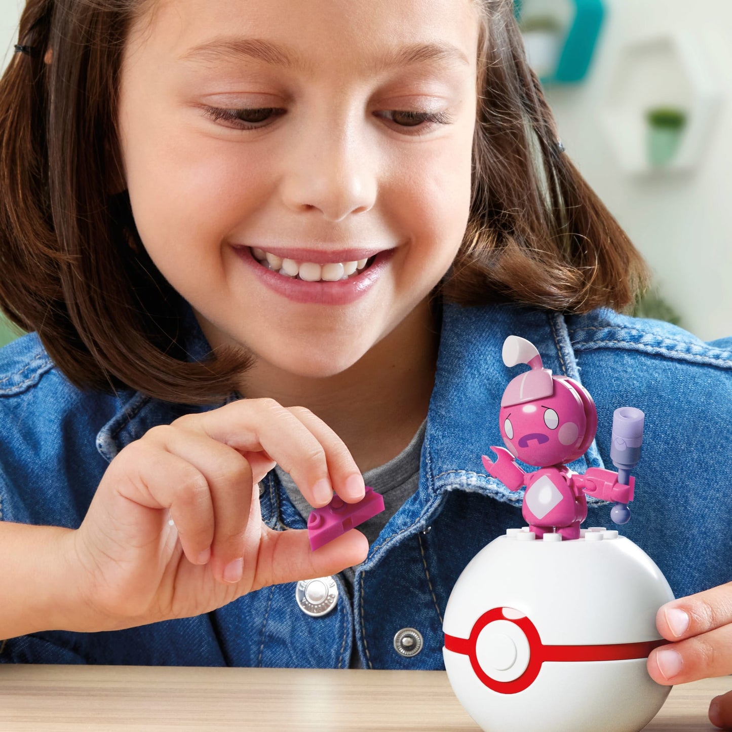 MEGA Pokémon Jogo de Construção Pokébola Colecionável Tinkatink