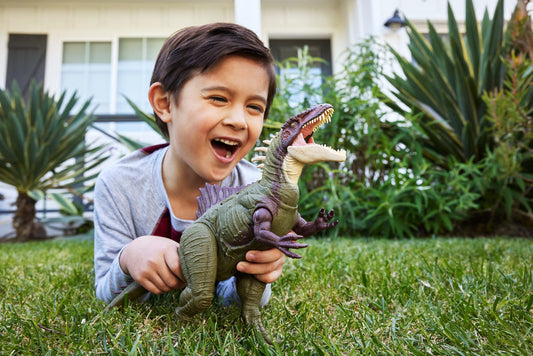 Jurassic World Battle Roarin’ Becklespinax Dinosaur Action Figure Toy, Rampage Strike