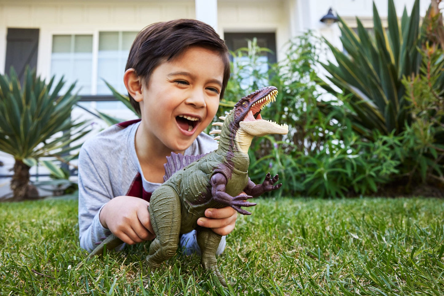 Jurassic World Battle Roarin’ Becklespinax Dinosaur Action Figure Toy, Rampage Strike