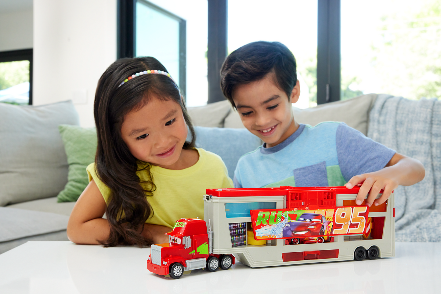 Disneypixar Cars-Coffret Mack Atelier de Peinture Itinérant