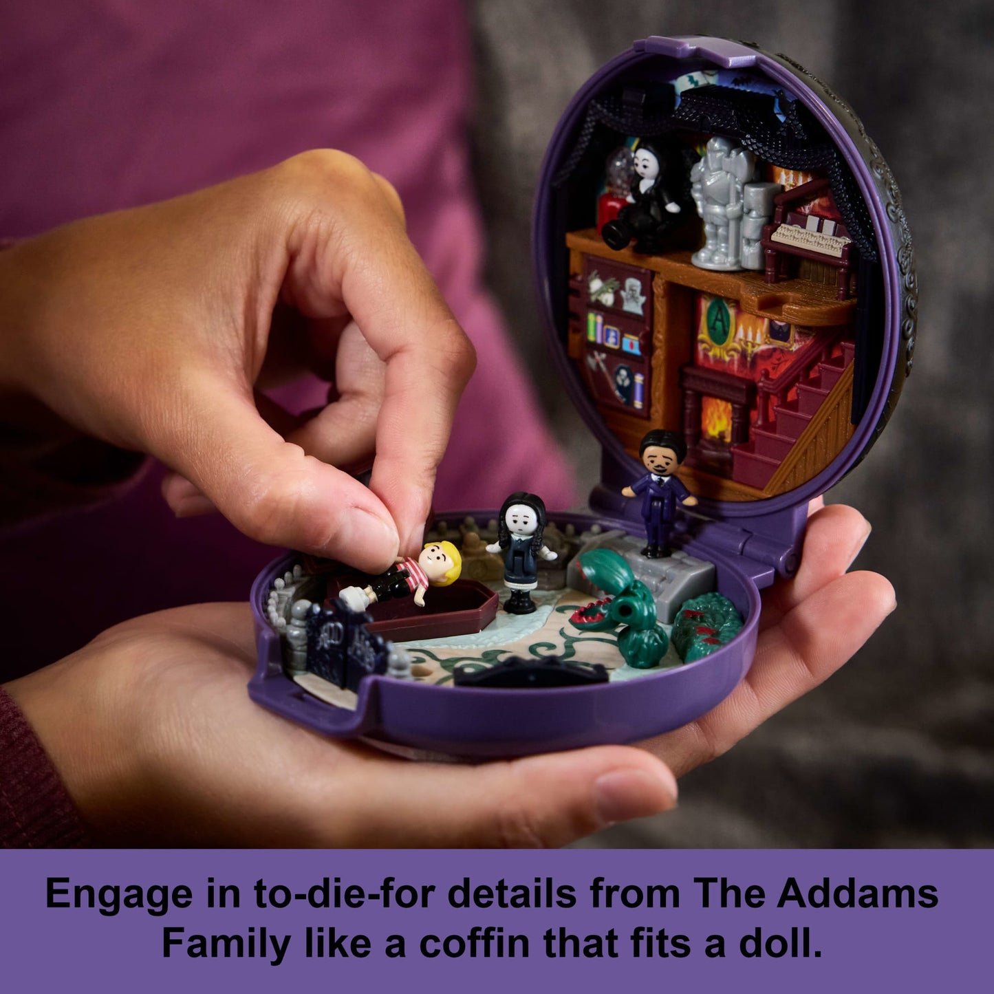Polly Pocket Collector The Addams Family Compact, Special Edition Dolls And Playset