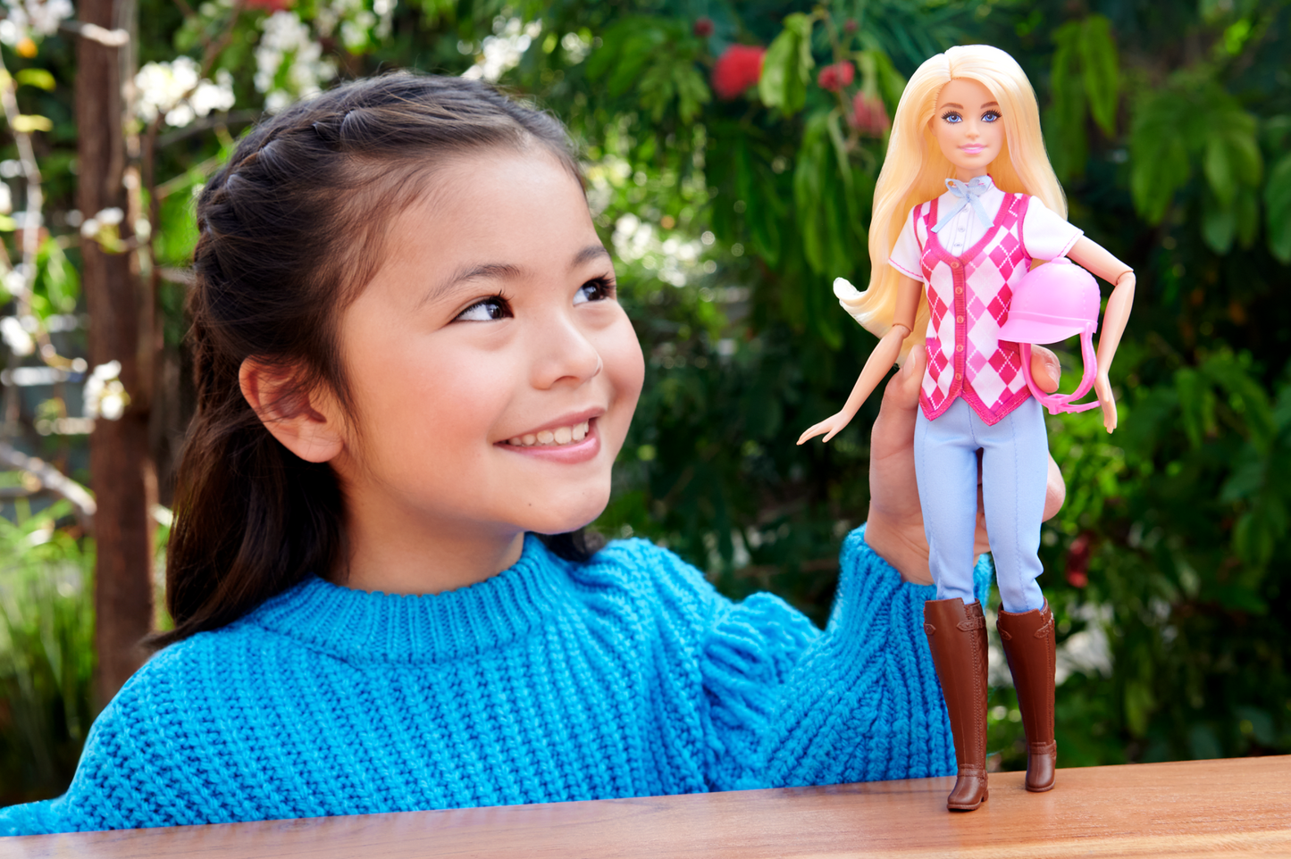 Barbie Detective La Gran Carrera de Caballos Muñeca Malibú Equitación