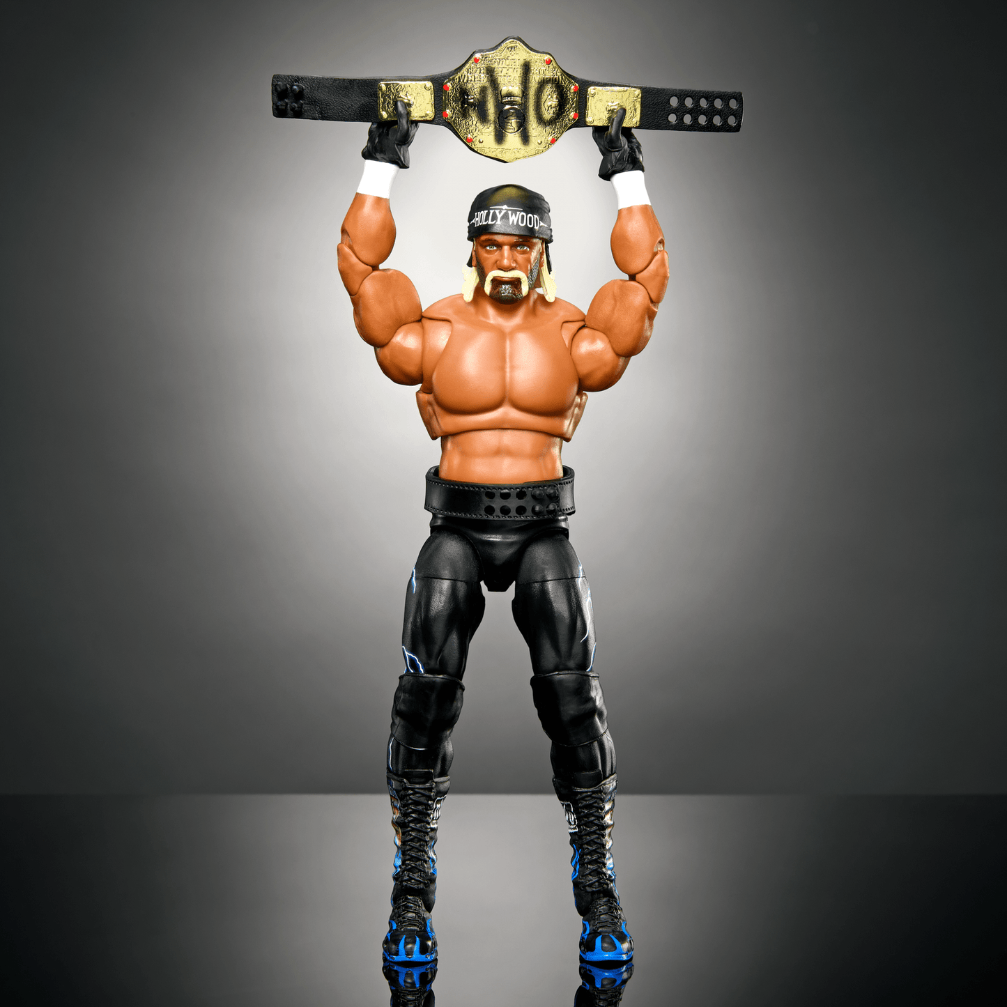 WWE Ultimate Edition “Hollywood” Hulk Hogan Action Figure & Accessories Set, 6-Inch Collectible