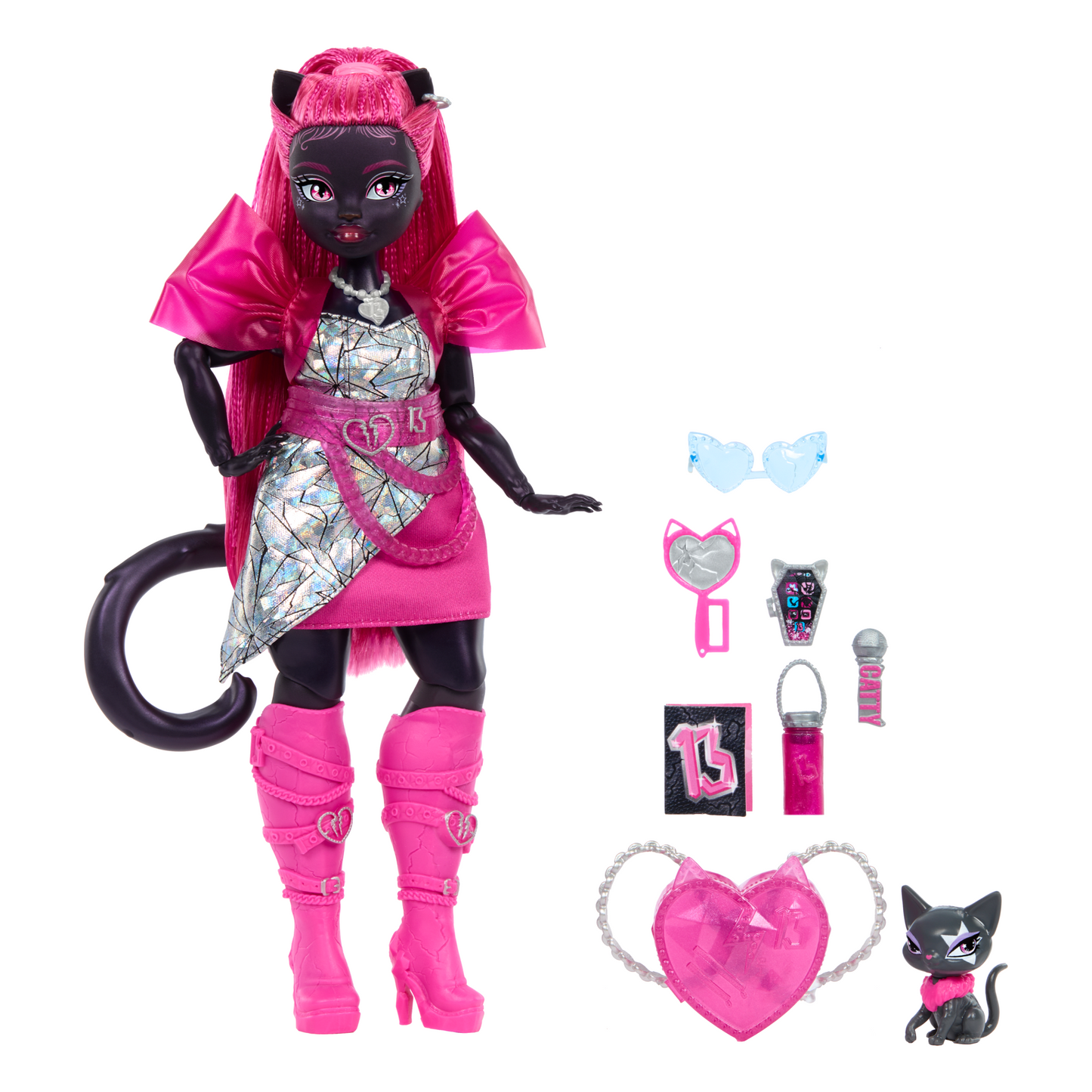 Monster High Catty Noir Fashion Doll With Pet Cat Amulette And Accessories