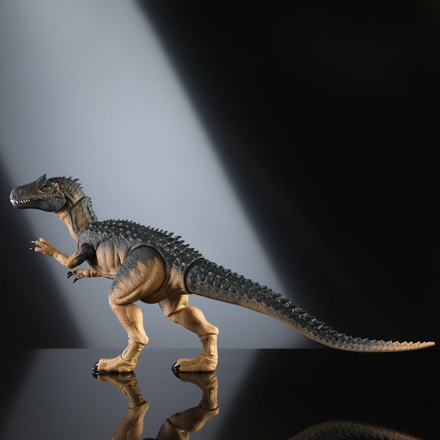 Jurassic World  Collection Hammond  Figurine Articulée  Allosaure