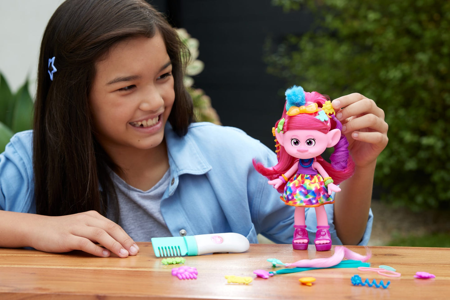 Dreamworks Trolls Band Together Hair-Tastic Queen Poppy