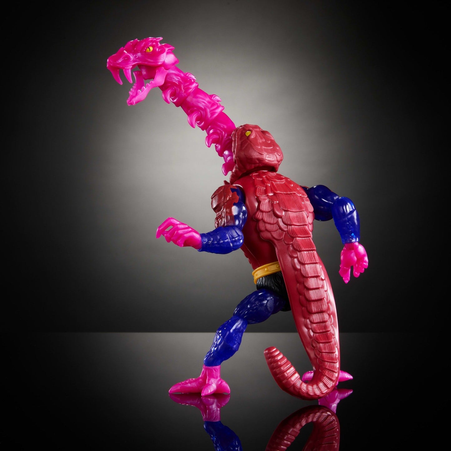 Masters of the Universe Turtles of Grayskull Figura de Acción Rattlor de 5.5 pulgadas