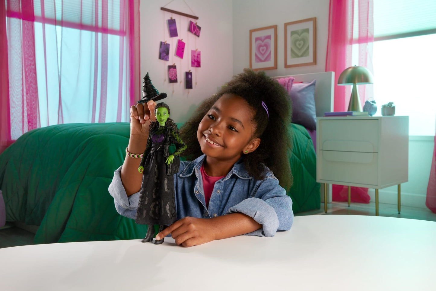 Universal Pictures Wicked Poupée Elphaba Avec Accessoires et Habillages Amovibles