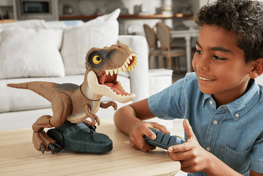 Jurassic World Roarin’ Frenzy T Rex RC Toy, Motorized Remote Control Tyrannosaurus Rex Dinosaur