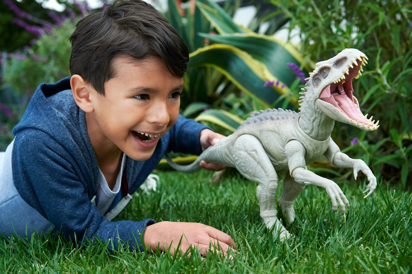 Jurassic World Camouflage 'n Battle Indominus Rex Action Figure Toy With Lights, Sound & Motion